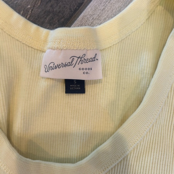 Universal Thread Light Yellow Ribbed Top - Picture 2 of 3